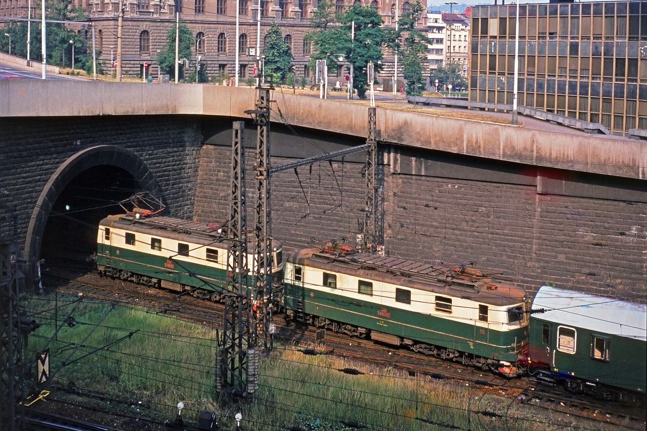 První z tunelů pod Vinohrady slouží pražské železnici už 150 let