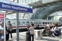 Hlavní nádraží v Berlíně slaví první kulatiny