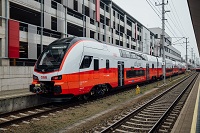 Nový dvoupodlažní Cityjet ÖBB si odbyl premiéru