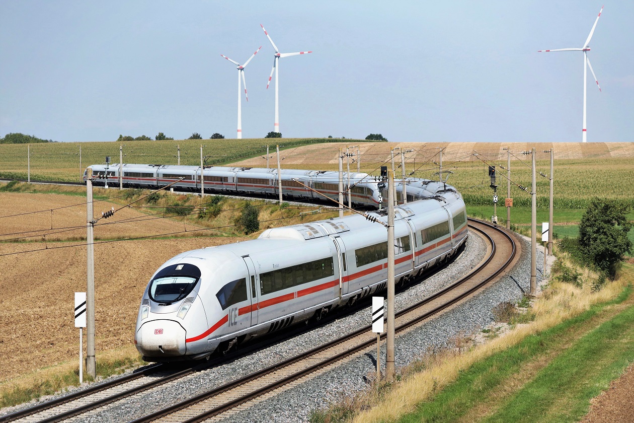 Dopravci DB se SNCF spouští přímou linku Berlín – Paříž