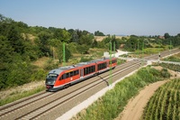 Příměstská trať v Maďarsku se modernizuje už tři roky