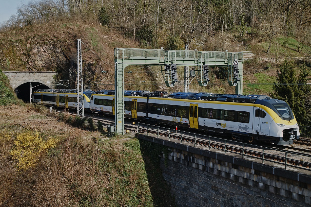 V Německu prvně vyjely bateriové vlaky Mireo Plus B